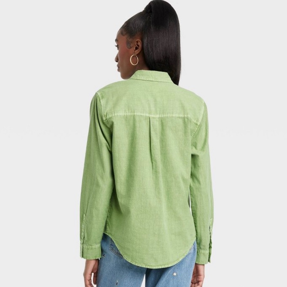 Universal Thread Button Down - Picture 2 of 3